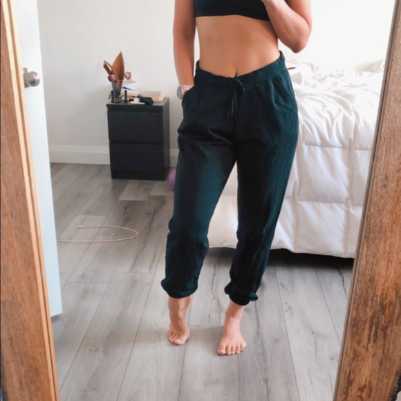 Nike Pants - Comfy Black Nike Swoosh Joggers